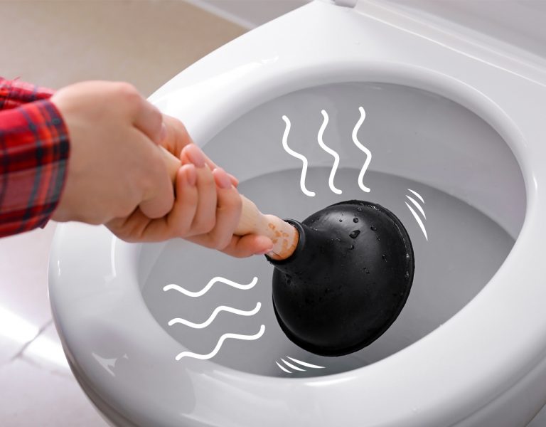 Ways to unclog a toilet that won’t drain